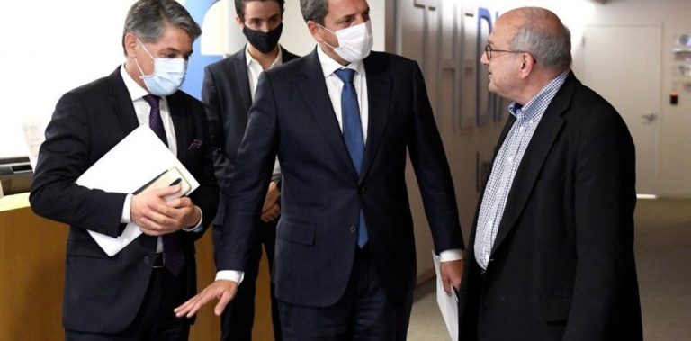 Para traer Pfizer Argentina busca ahora contratar un seguro del BID Para traer Pfizer Argentina busca ahora contratar un seguro del BID