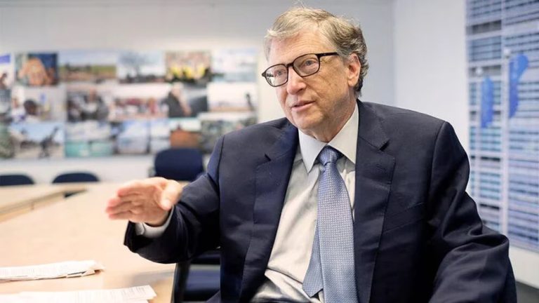Las cuatro estrategias de Bill Gates para mejorar la autoconfianza y lograr el éxito Las cuatro estrategias de Bill Gates para mejorar la autoconfianza y lograr el éxito