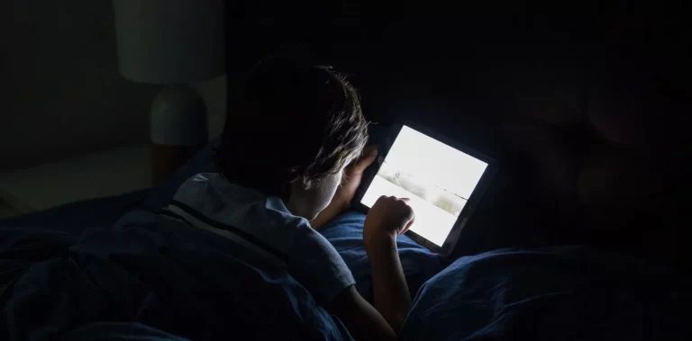 Alarmante aumento del abuso sexual infantil en internet: cómo atacan los delincuentes y claves para proteger a los chicos